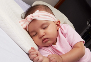 RefluxRelief™ Anti-Spit-Up & Reflux Newborn Incline Pillow