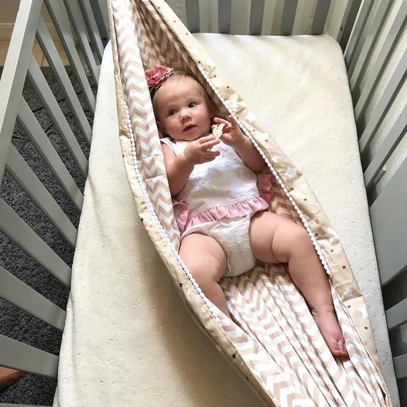 Crib Swing Hammock for Babies - Cozy and Secure.