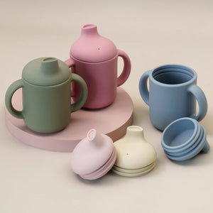 Versatile Silicone Baby Cup with Handle and Cover.