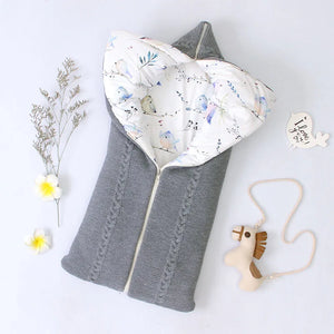 Stay cozy with our multifunctional baby sleeping bag, perfect for sweet dreams.