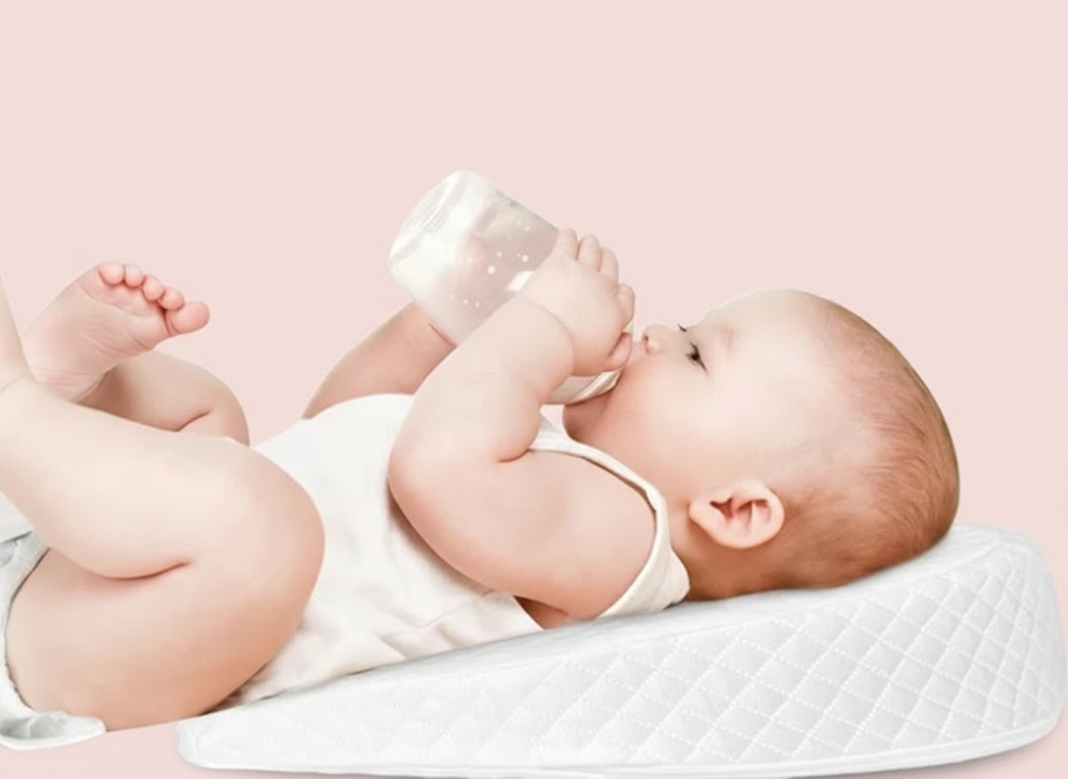 DreamLift™ Anti-Reflux Infant Wedge Pillow Cuddle Baby