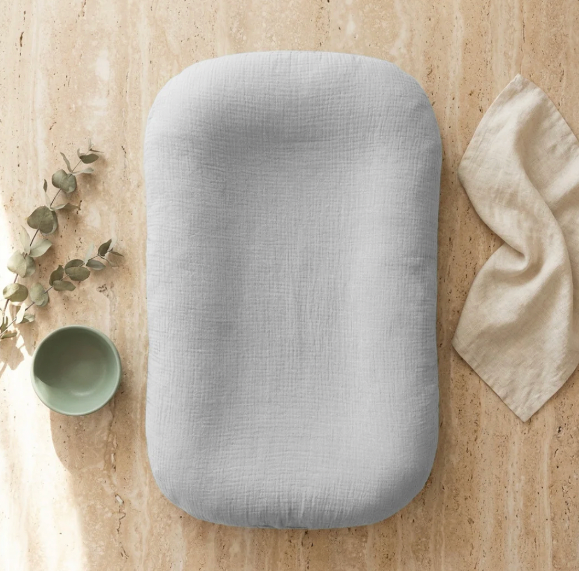 Portable Isolation Single-shoulder Mommy Bag Crib.