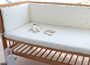 Soft baby Crib Bumper.